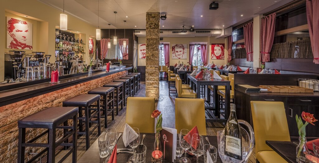 Restaurant ÖEINS Stemmerhof innen.